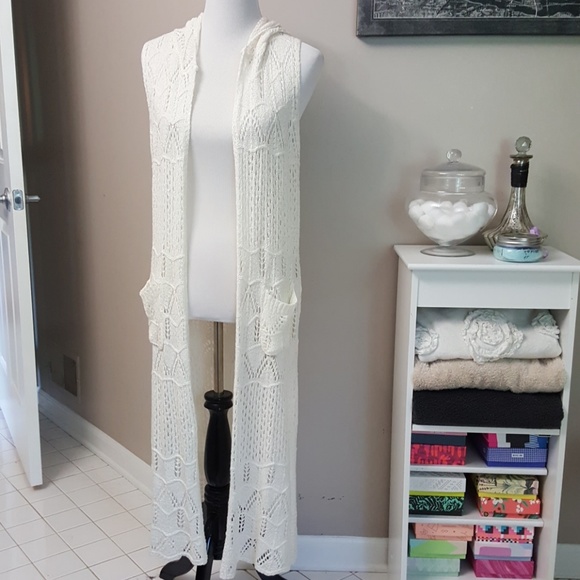trendology Sweaters - Sleeveless hood sweater vest.   light weight knit